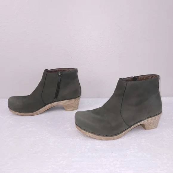 DANSKO Maria Nubuck Clogs Olive Greeb Ankle Boots - Picture 2 of 10